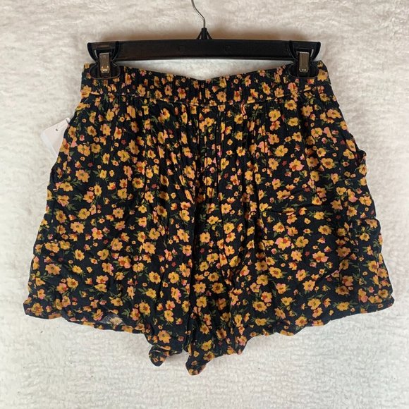 BP. Women's Easy Pleated Shorts In Black Multi Floral Size S Casual Fit NWT 6465 - Picture 8 of 10